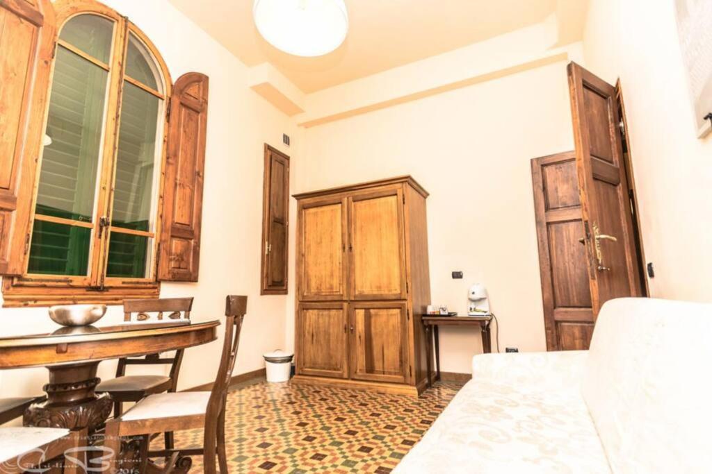 Comfy Portion Of Property By Villa Il Mosaico فلورنس المظهر الخارجي الصورة